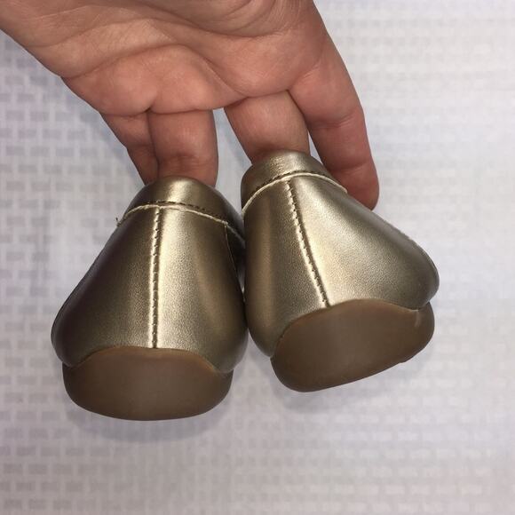 Naturalizer Gold Faux Leather Loafer, Size 8 - Picture 5 of 5